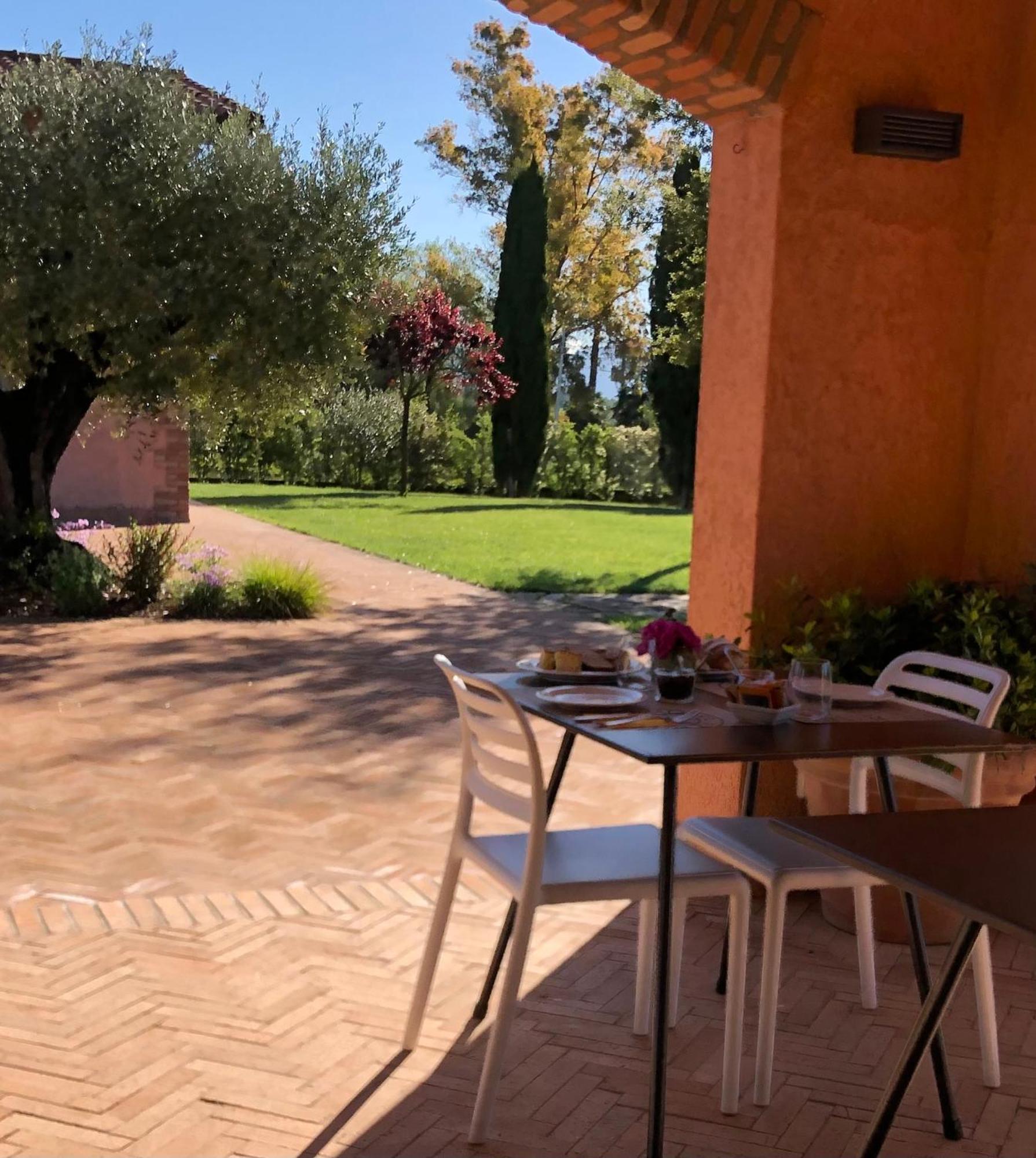 Casale Appia Bed and Breakfast Λατίνα Εξωτερικό φωτογραφία
